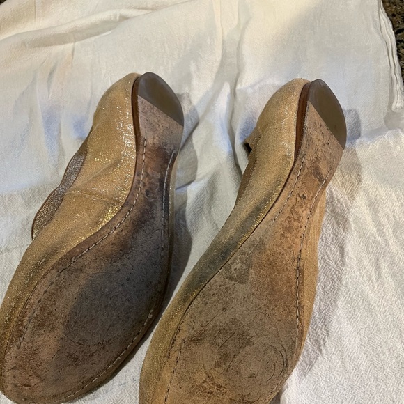 Tory burch flats size 9.5 fair condition - Picture 2 of 3